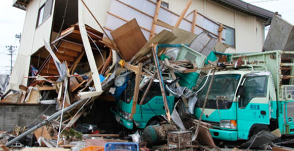 日本の地震と津波に関するニュース