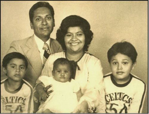 Fotografía de la familia Berroterán-Díaz