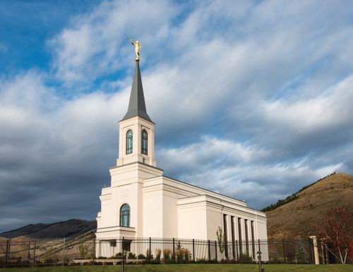 The Star Valley Wyoming Temple.