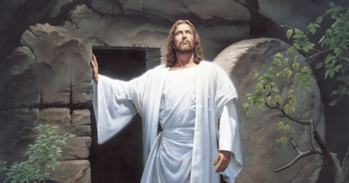 Ylösnoussut Jeesus Kristus (pukeutuneena valkoisiin vaatteisiin) seisomassa puutarhahaudan sisäänkäynnin luona. Kristus kuvataan katsomassa kohti taivasta.
