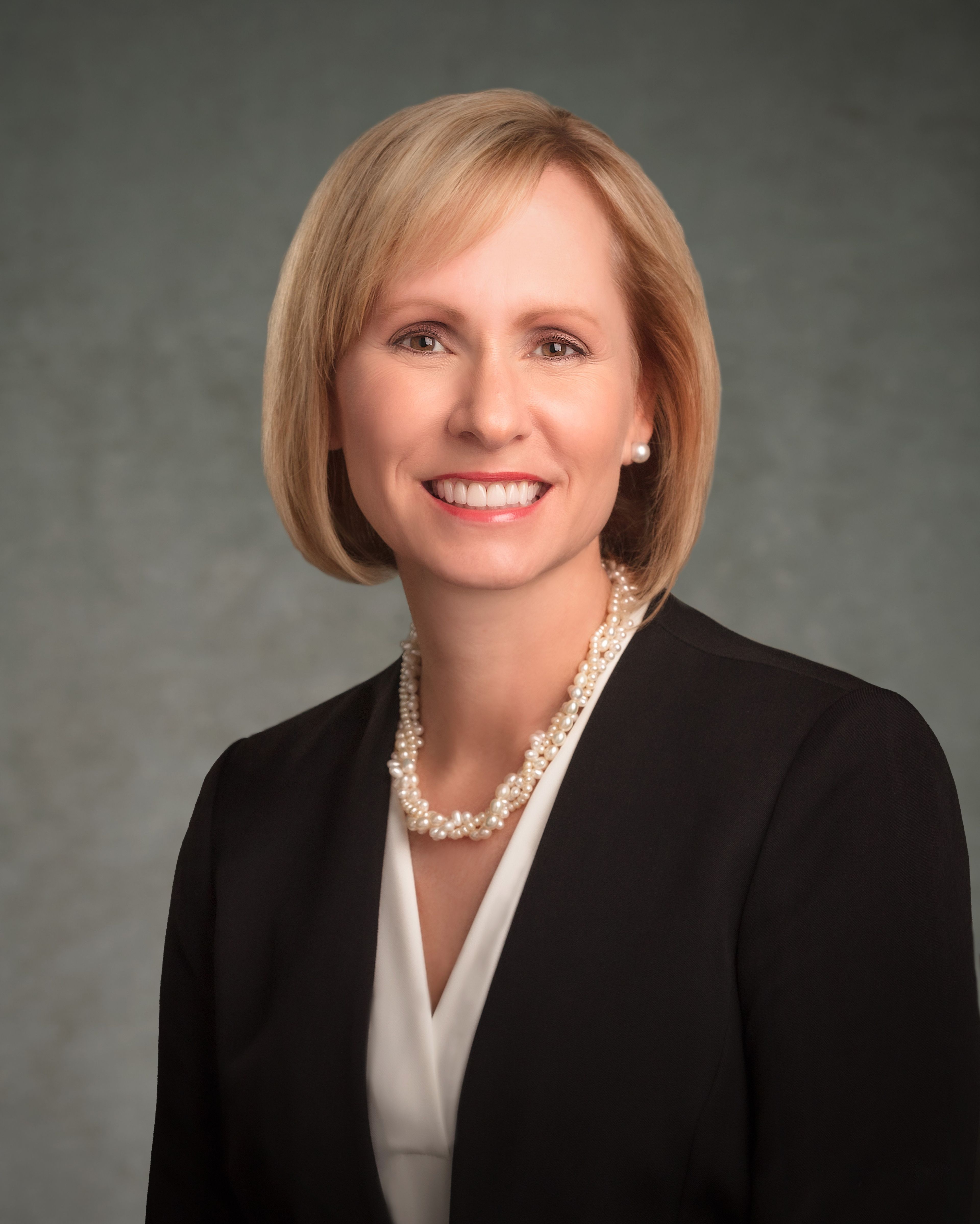 Official portrait of Amy A. Wright. Sustained as First Counselor in the Primary General Presidency on April 2, 2022 (beginning August 1, 2022).