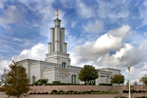 The San Antonio Texas Temple, with a view of the grounds and the angel Moroni statue on top of the spire.