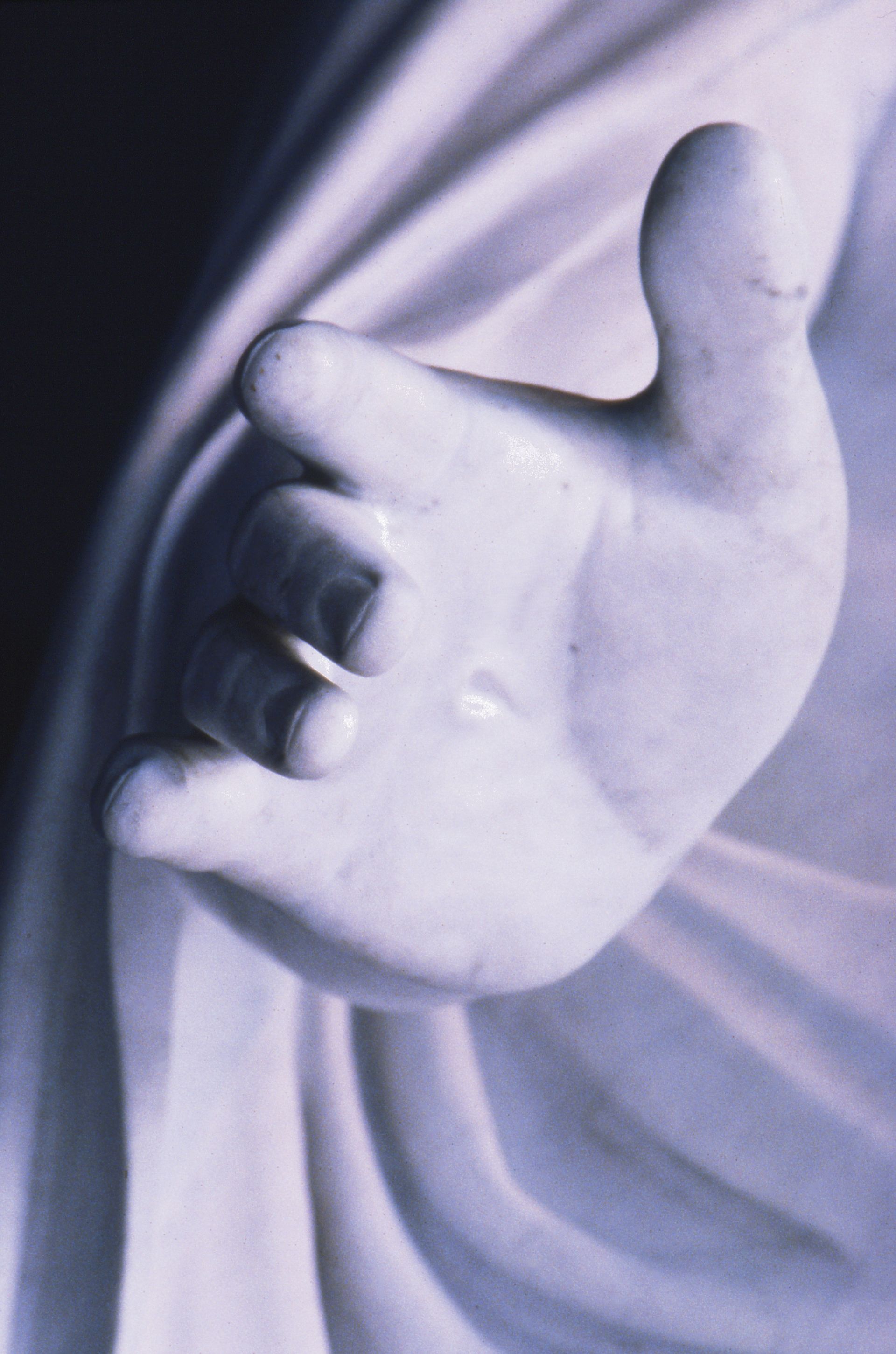 Фрагмент руки з копії статуї “Крістус”