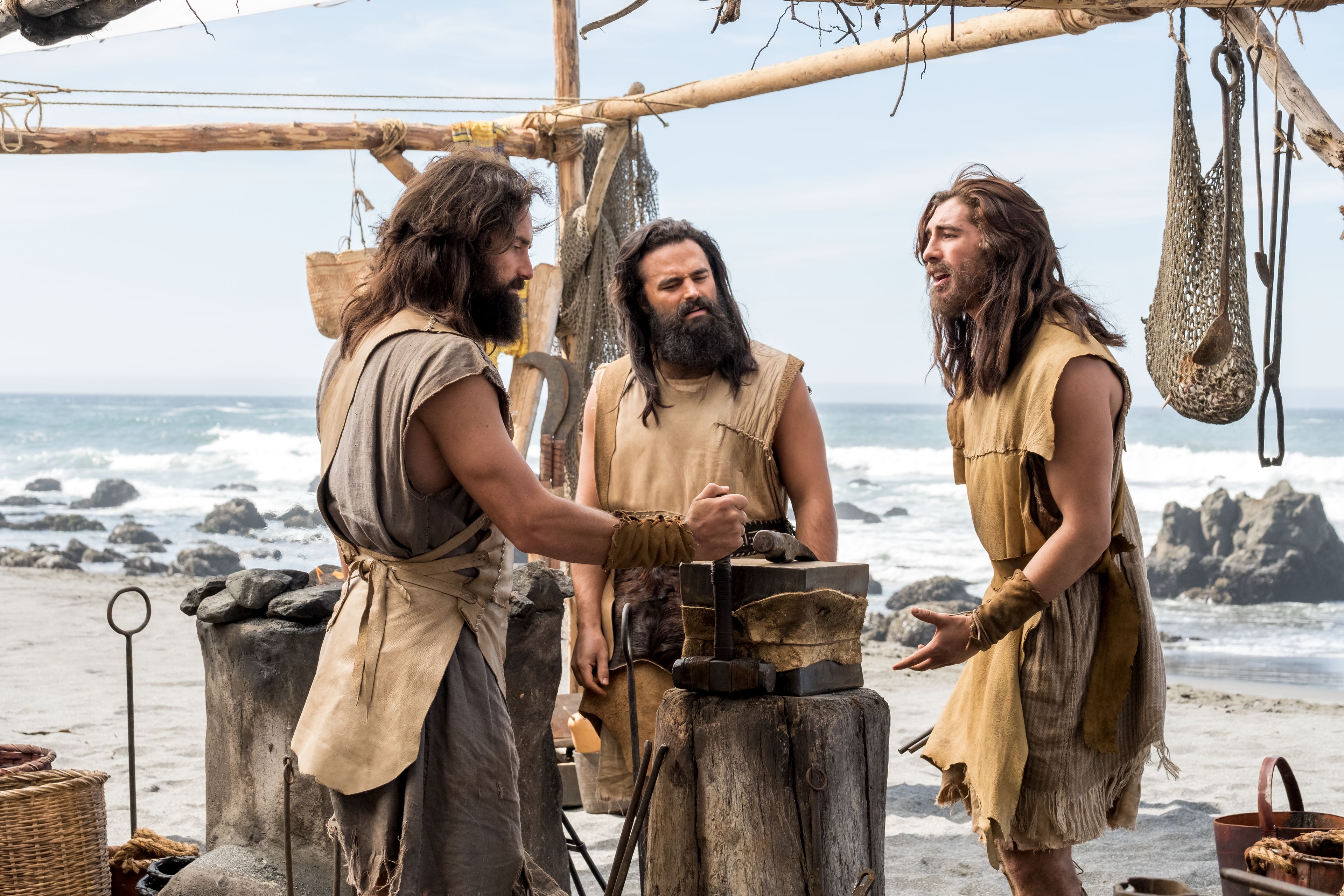 Nephi, Laman, and Lemuel contend about building a ship.