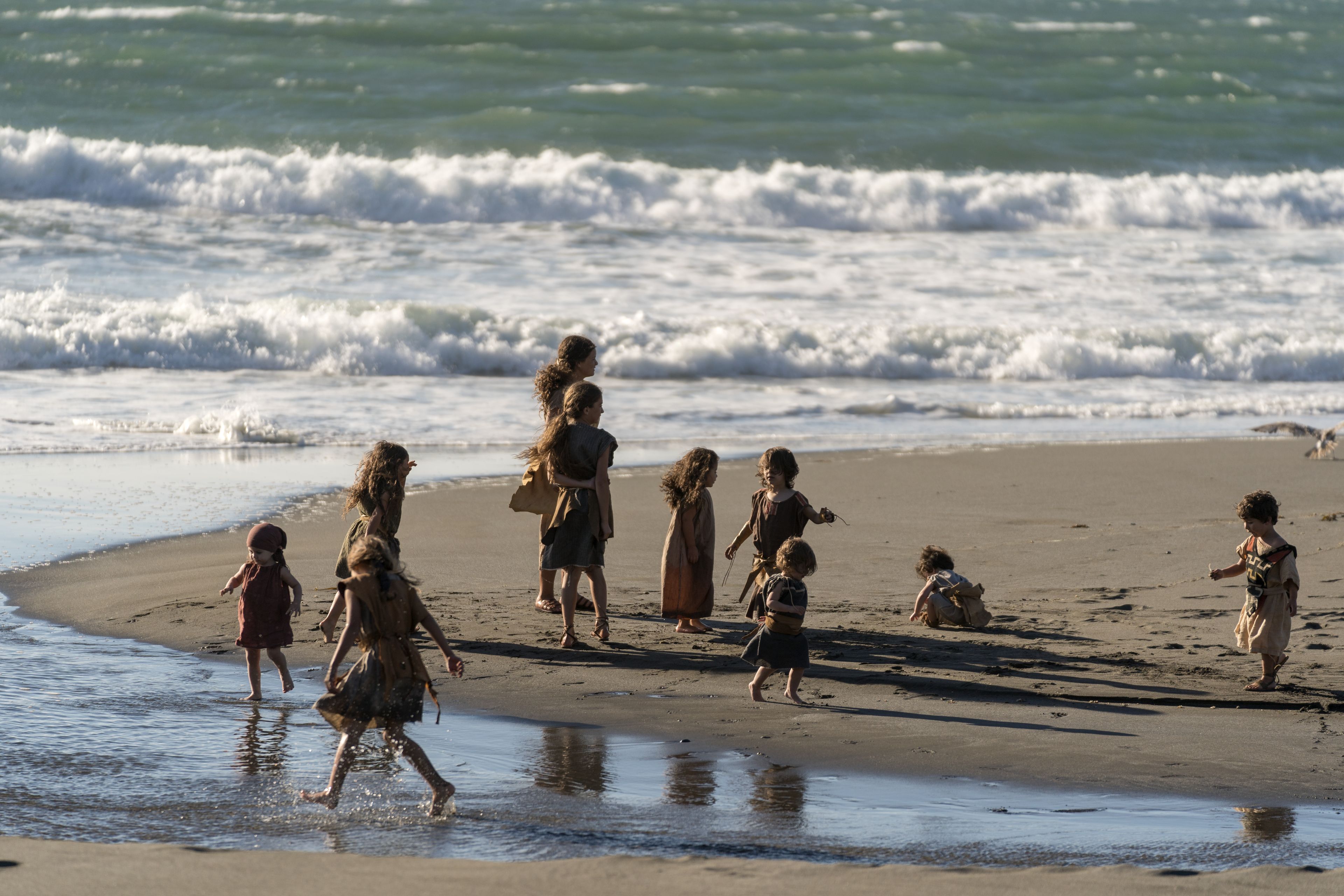 Lehi's family walks on the beach in the land of Bountiful.