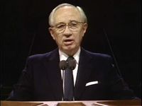 1982-10-5060-president-gordon-b-hinckley-640x480.jpg