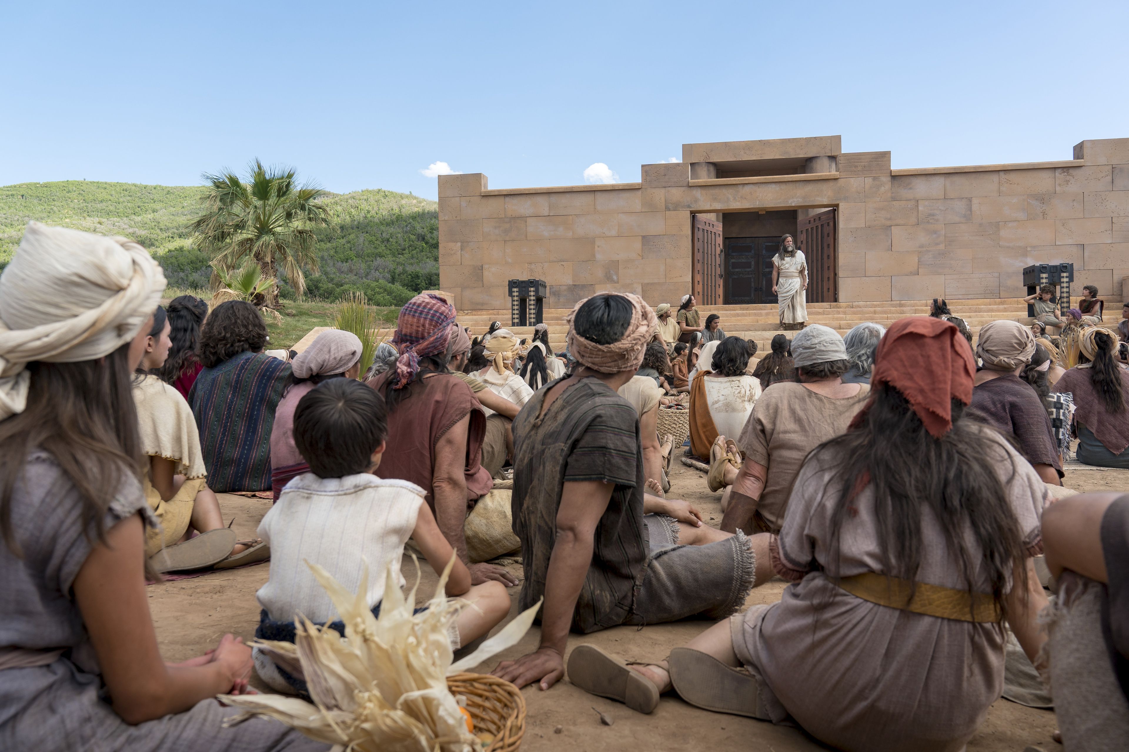 Nephites gathered around the temple listen as Jacob teaches about pride and chastity.