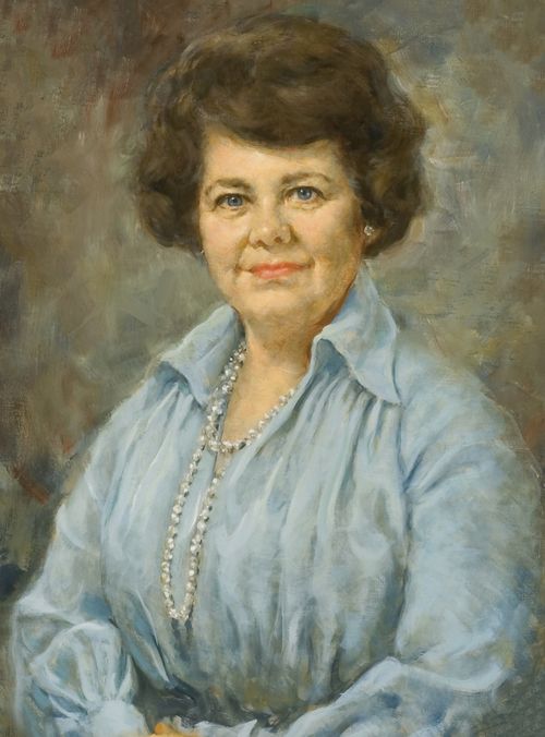 A painted portrait by Cloy Paulson Kent of Ruth Hardy Funk against a blue and brown background, wearing a blue dress and pearls.