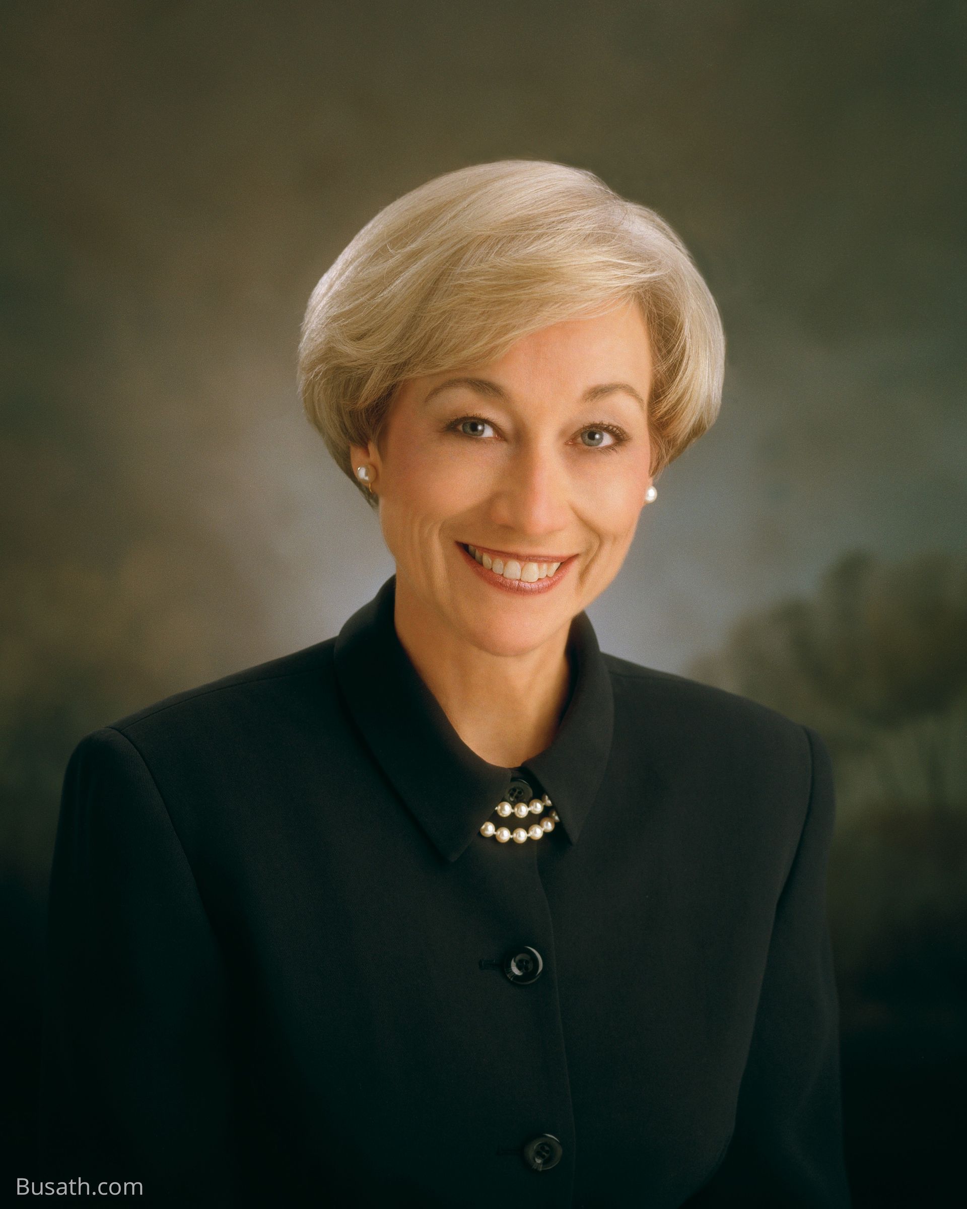 A portrait of Coleen Kent Menlove, taken while she was serving as the 10th Primary general president from 1999 to 2005.
