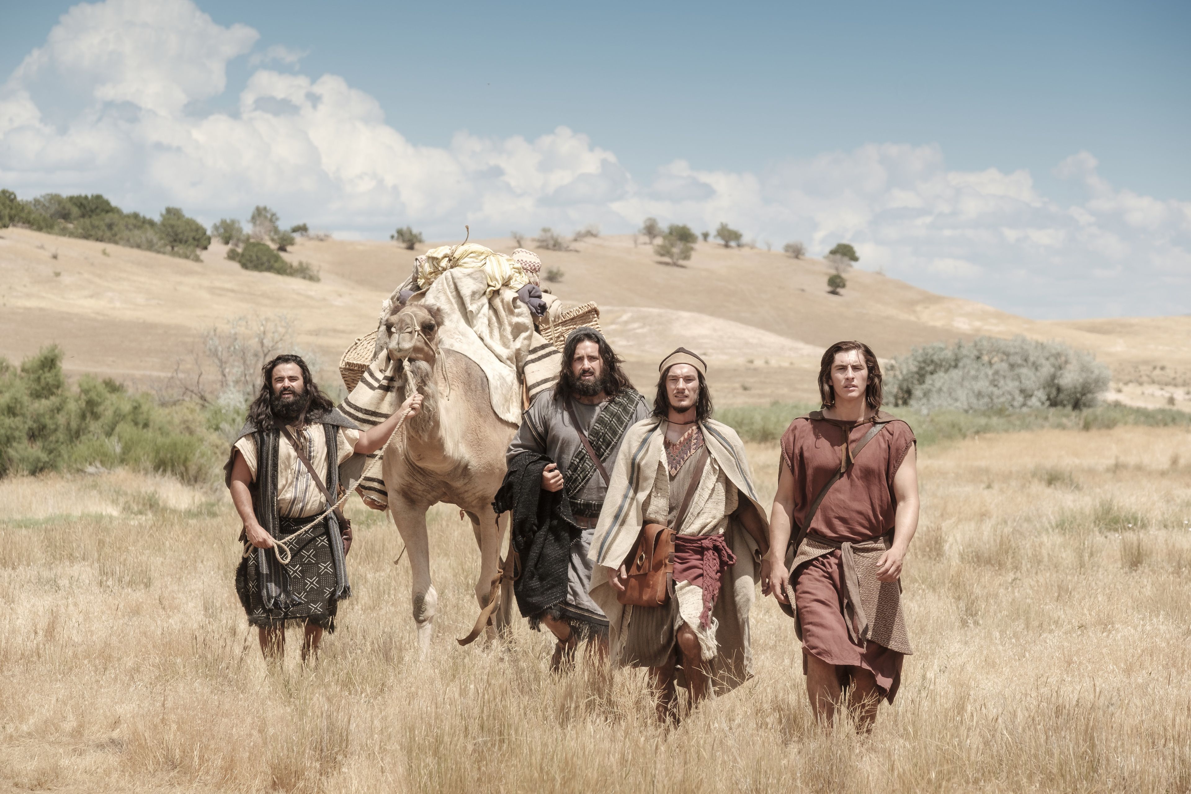 Nephi and his brothers travel in the wilderness.