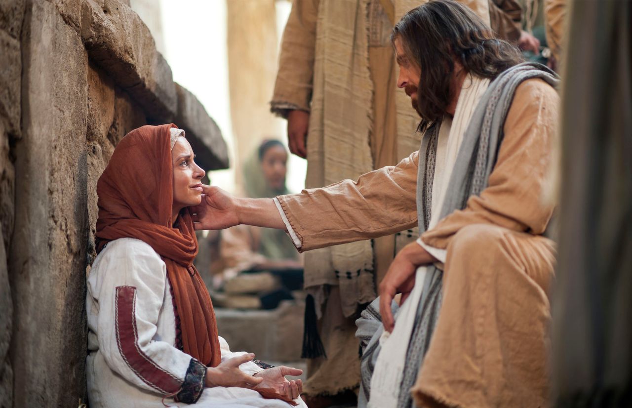 Jesus Christ heals a woman who by her faith was healed