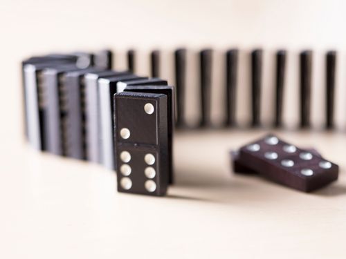 upright dominoes