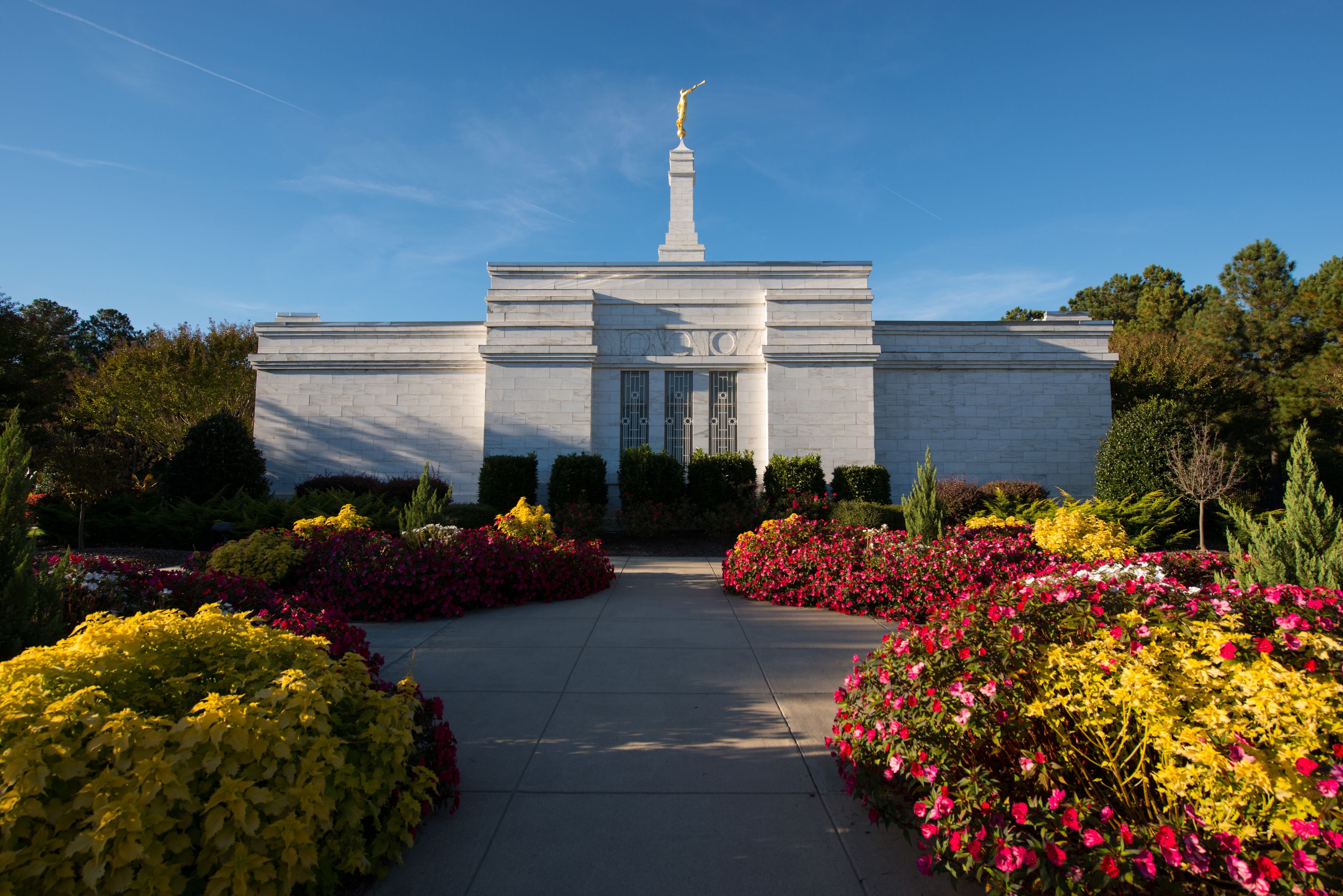 The side of the Raleigh North Carolina Temple on a sunny day.