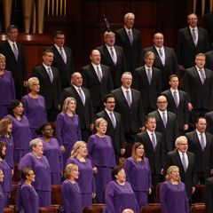 The Tabernacle Choir performing