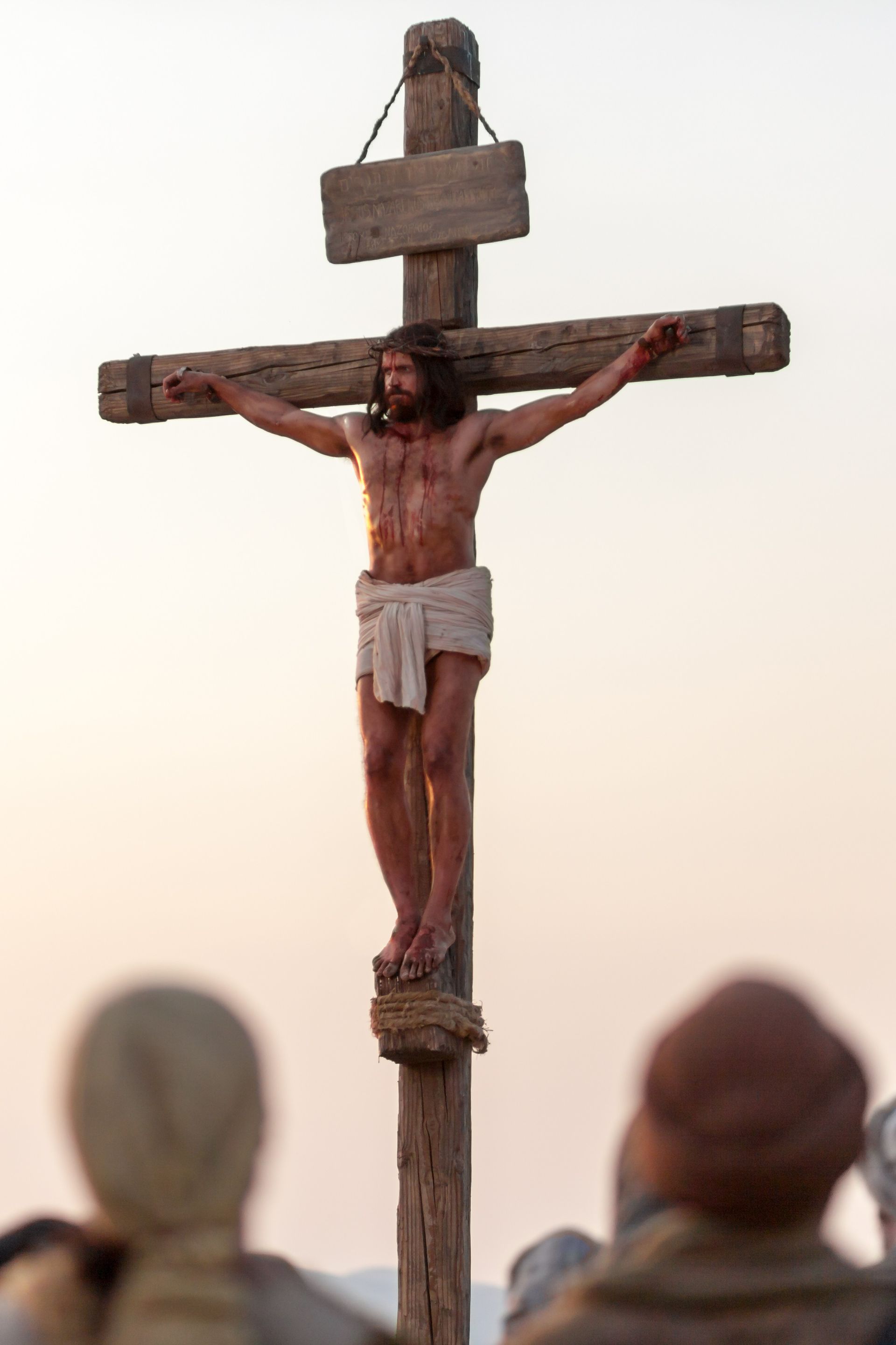 Un detalle de Jesucristo en la cruz al momento de Su muerte.