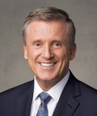 Official Portrait of Elder Kevin R. Duncan.  Photographed in March 2017.