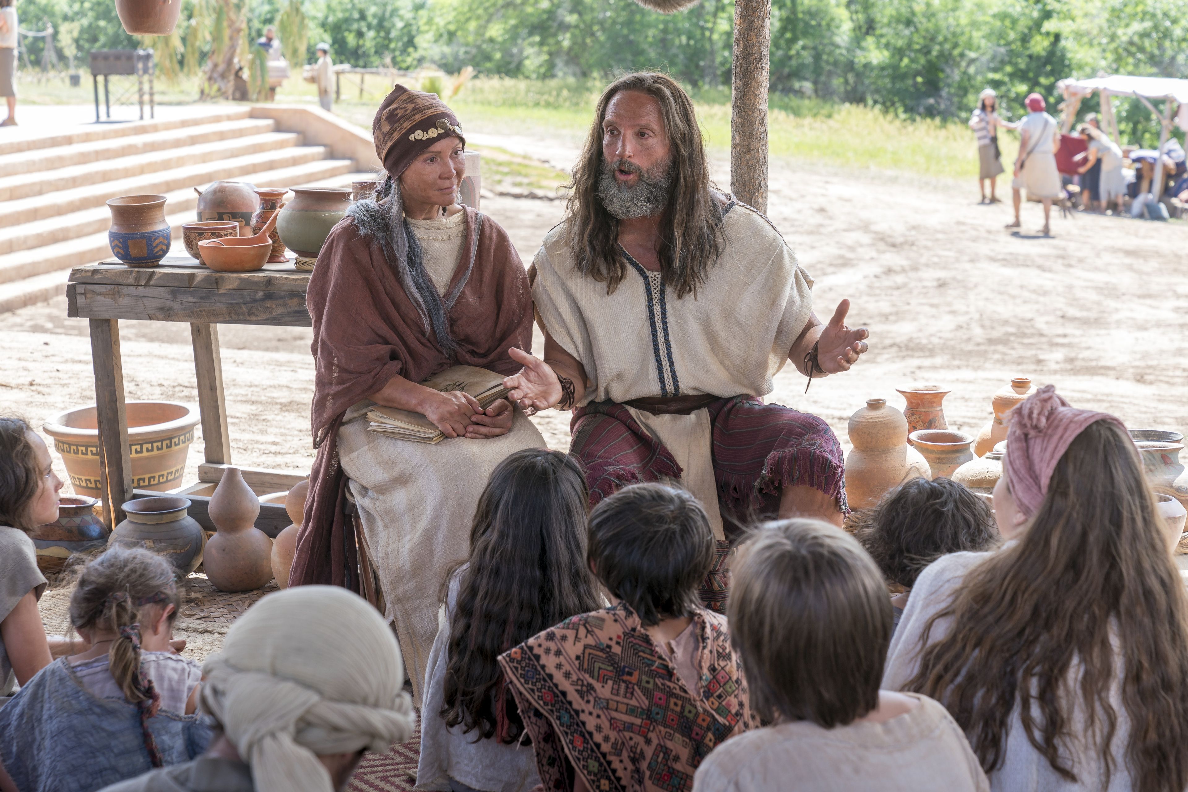 Nephi teaches the children about baptism and the doctrine of Christ.