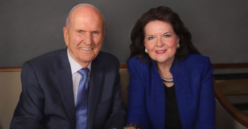 President Russell M. Nelson and his wife, Sister Wendy Nelson